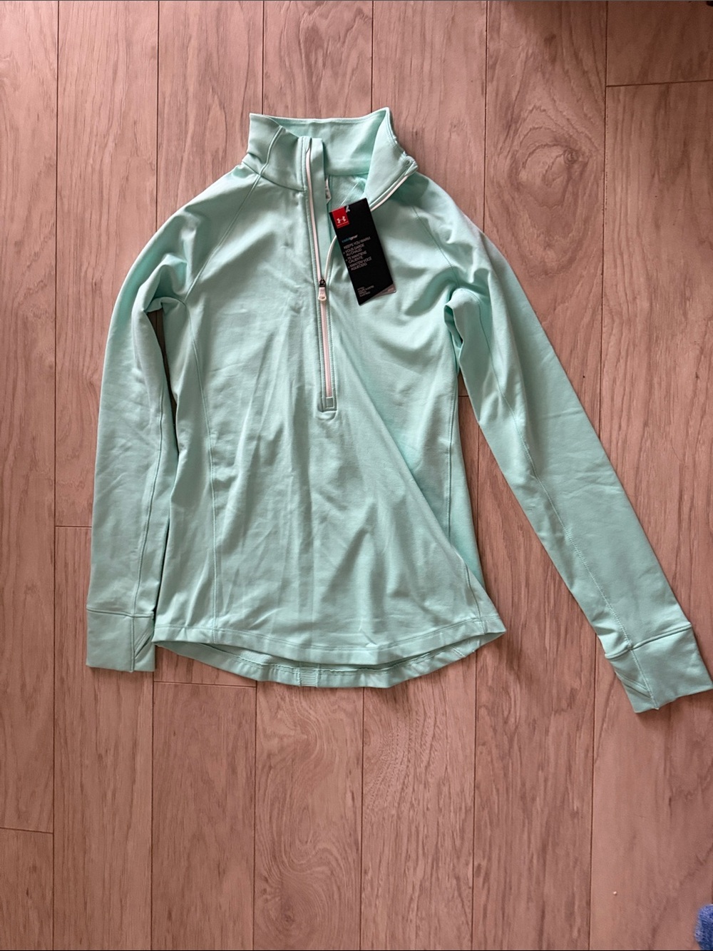 NWT Under Armour Women's Mint Green Half-Zip Pullover Size Small